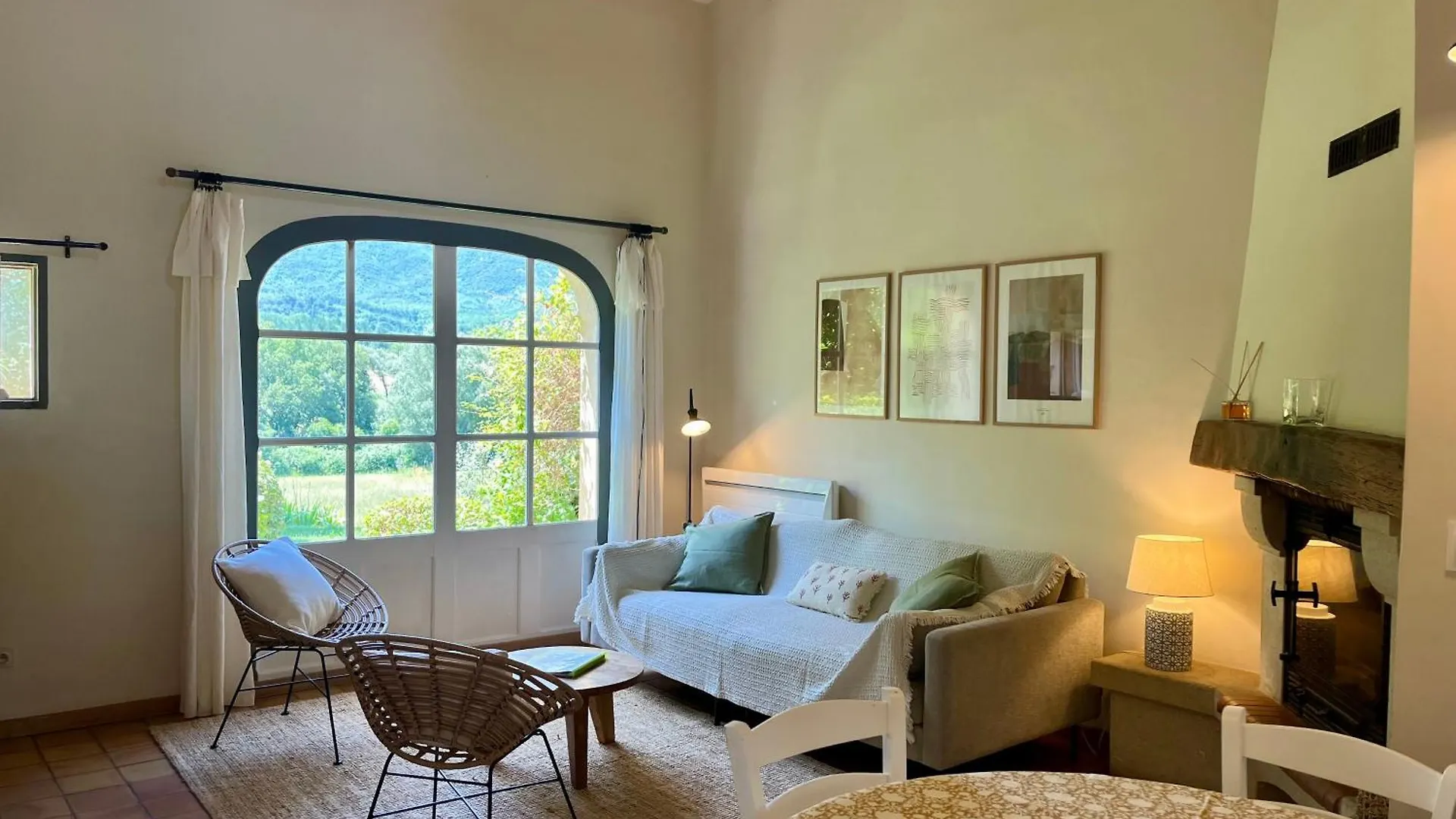 Villa Domaine de la Bastidonne à Céreste France